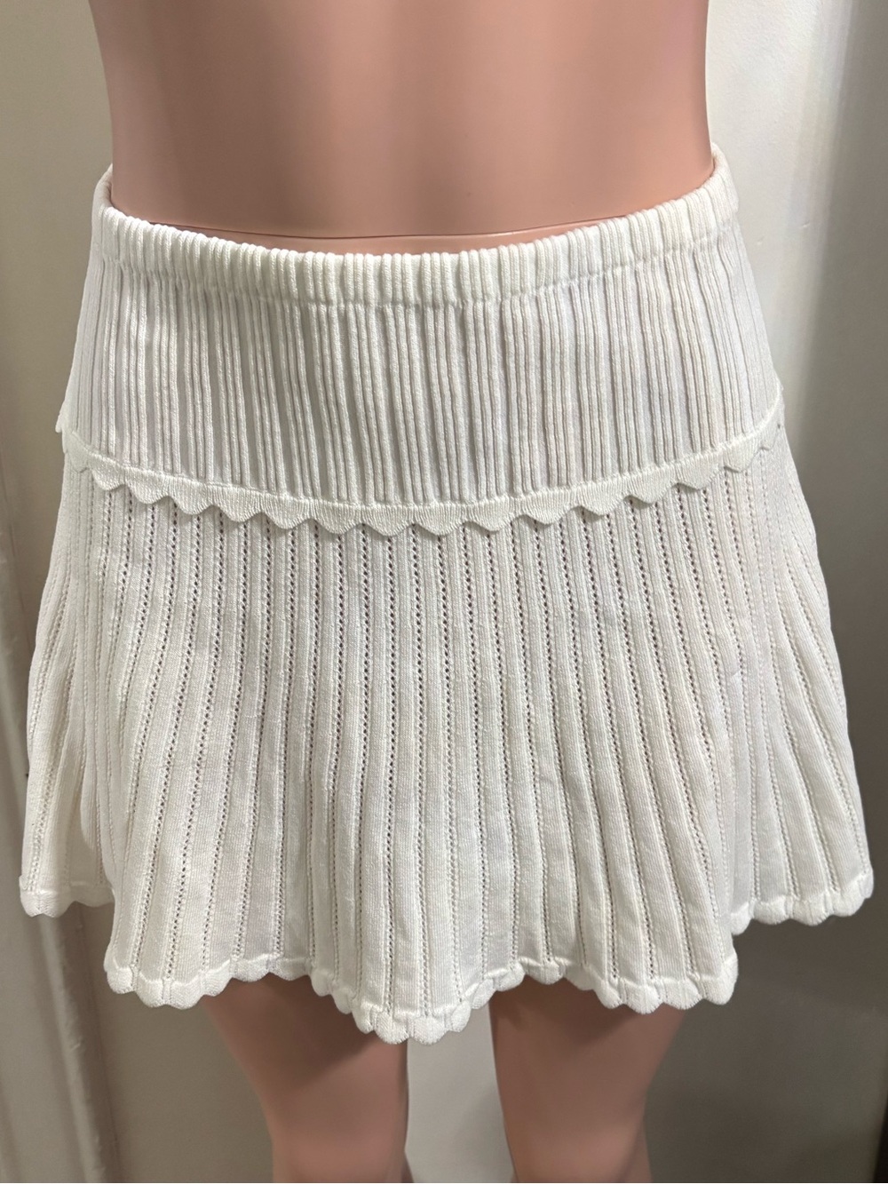 MESHKI Women’s Indy Pointelle Knit Mini Skirt - Picture 4 of 13